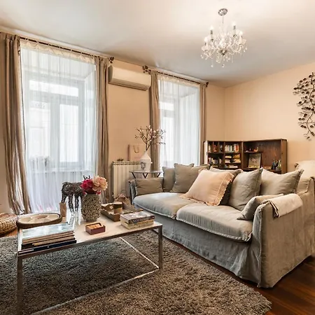 Apartment Isabella's Luxury By Lovelystay