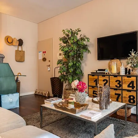 Apartment Isabella's Luxury By Lovelystay